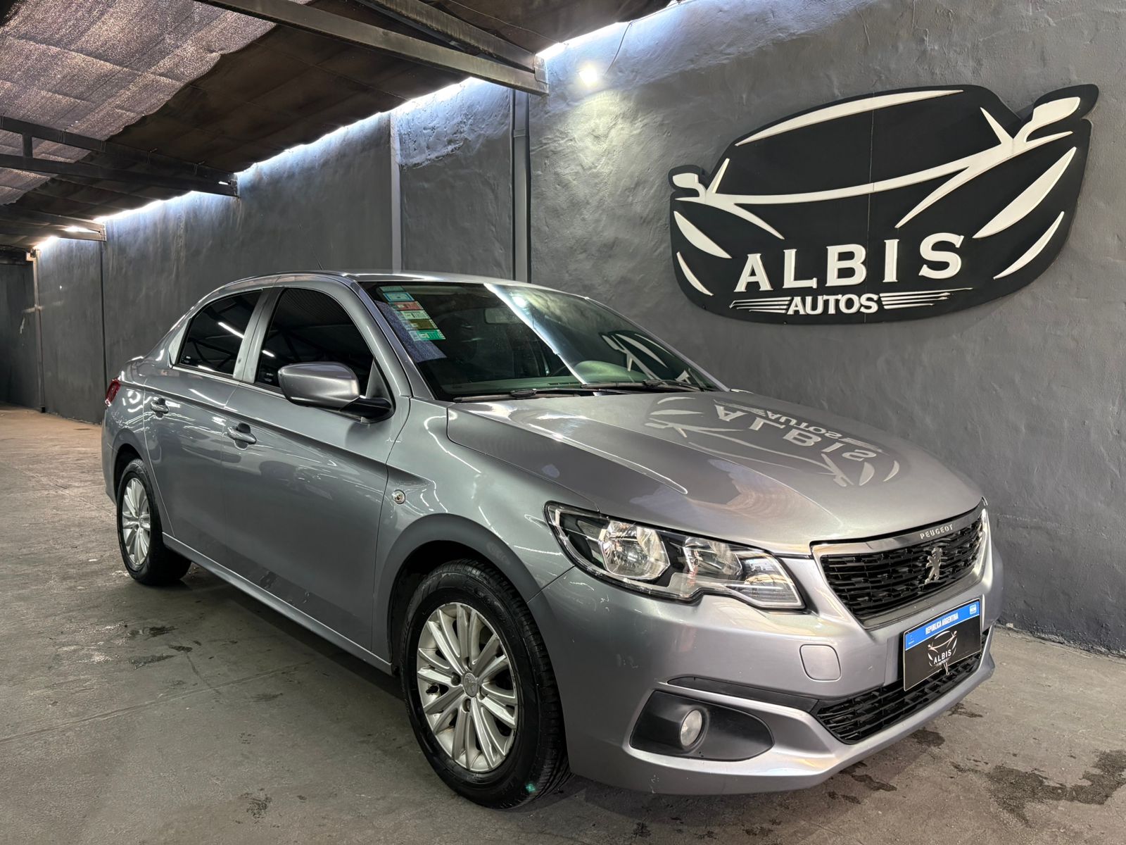 Peugeot 301 Allure 1.6 hdi 2017 usado en Albis Autos