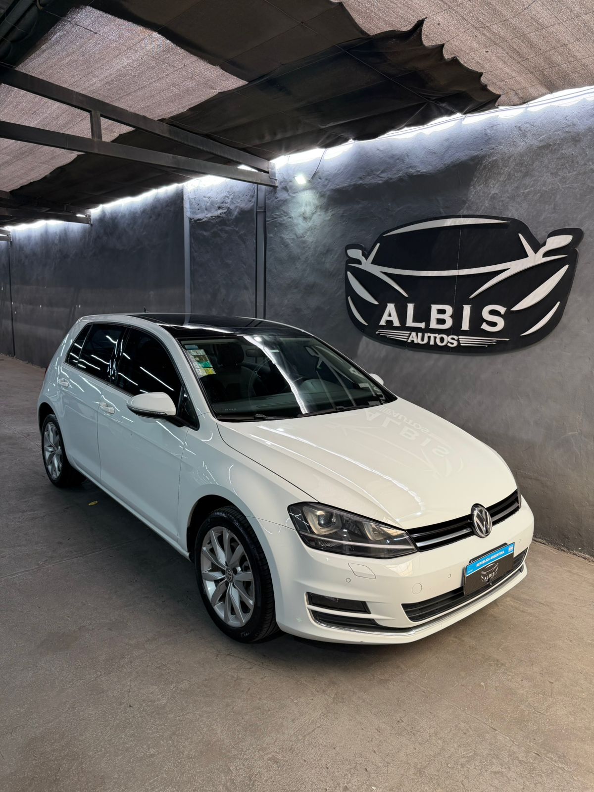 Volkswagen golf  highline 1.4 dsg 2017 usado en Albis Autos