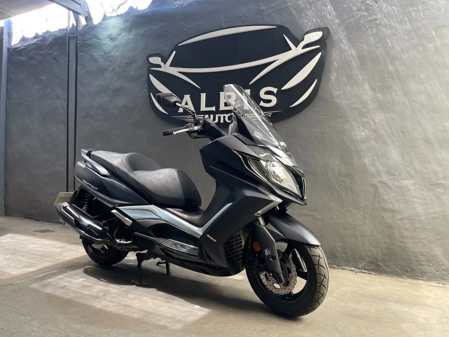 Kymco Downtown 350 2024 usado en Albis Autos